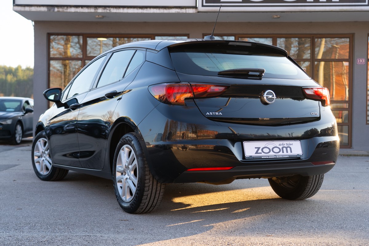 Opel Astra 1.6 D