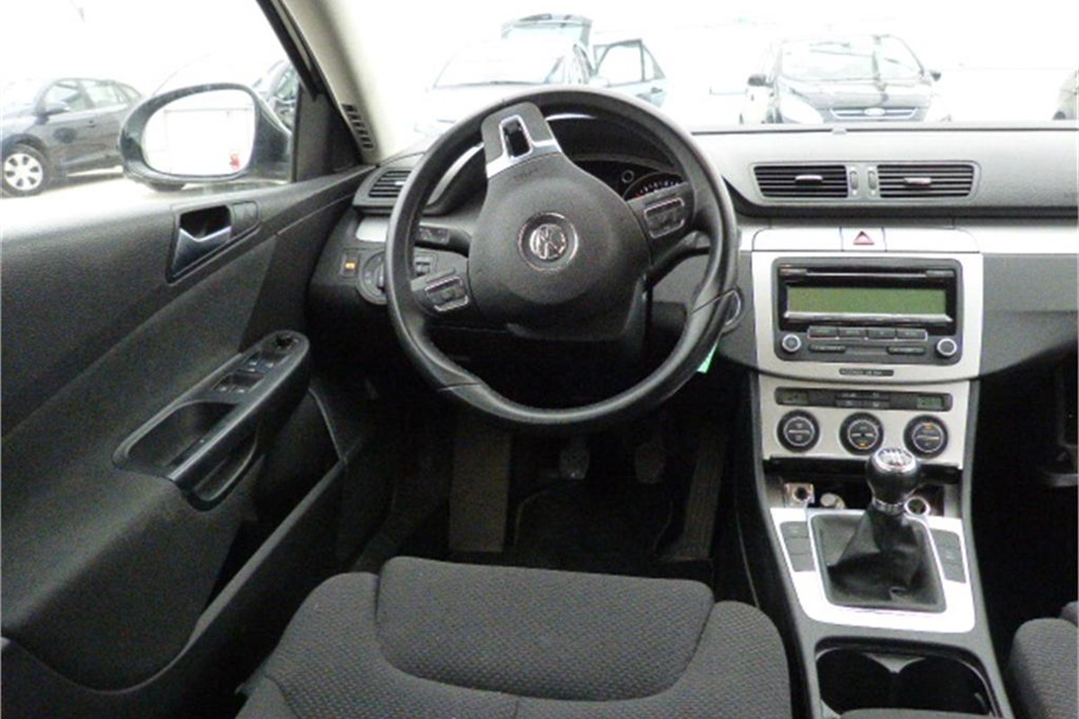 Volkswagen Passat 1,6 TDi Confortline BlueMotion