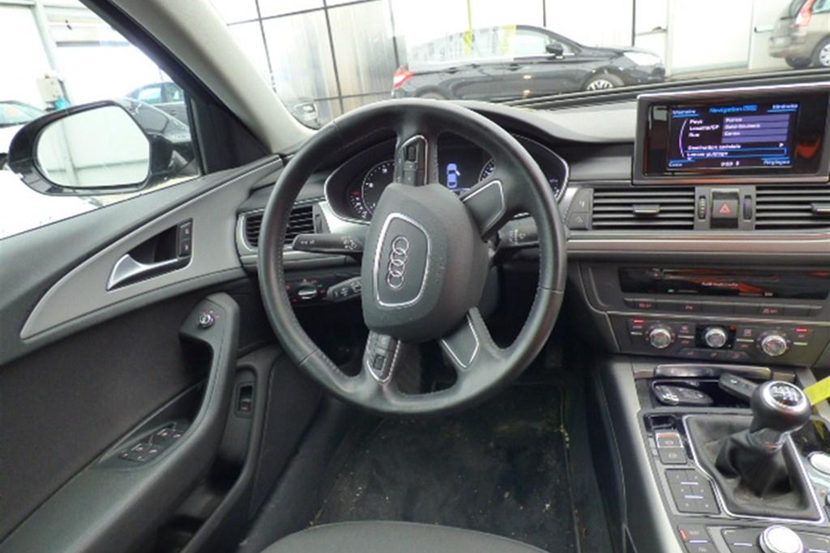 Audi A6
 2.0 TDi Ambiente
