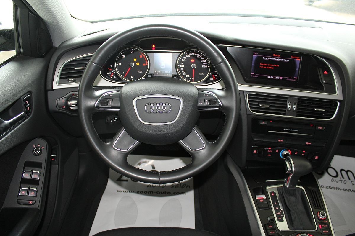 Audi A4
 3.0 TDi Multitronic Business Line *Facelift*