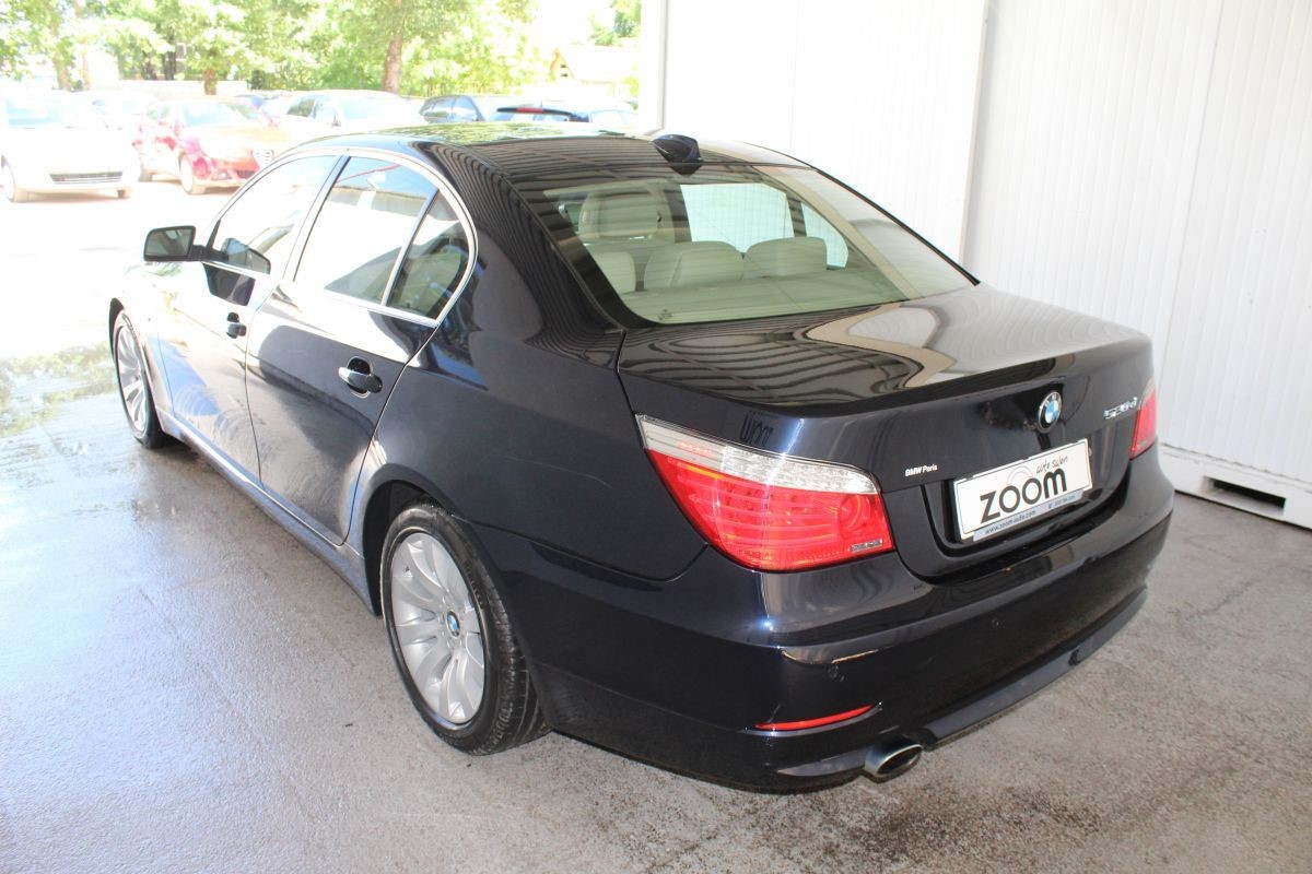 BMW
 5-Series e60 520D Luxe