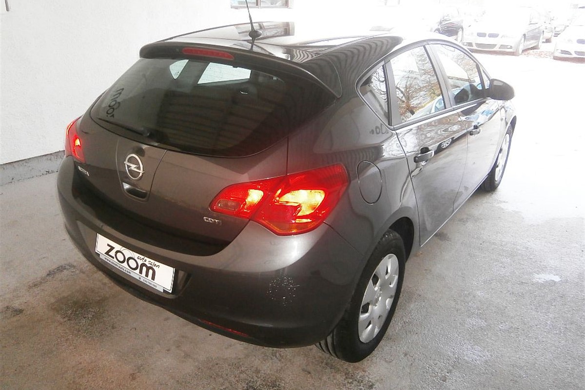 Opel Astra 1.7 CDTi Enjoy