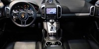Porsche
 Cayenne
 GTS Tiptronic