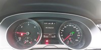 Volkswagen Passat SW 2.0 TDi DSG Confortline Business BlueMotion