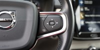 Volvo
 XC40 2.0 D