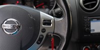 Nissan
 Qashqai 2,0 DCI