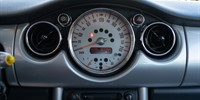 MINI
 Cooper 
 1,6 Benzin