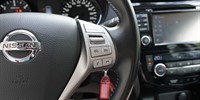 Nissan
 Qashqai 1.6 DCI 4x4