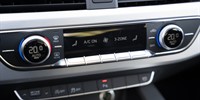 Audi A4
 2.0 TDI S line