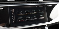 Audi Q7
 3.0 TDI S line QUATTRO