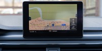 Audi A4
 2.0 TDi Ultra S-tronic Business