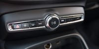 Volvo
 XC40 2.0  D3