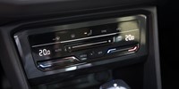 Volkswagen Tiguan
 2.0 TDI DSG 4MOTION