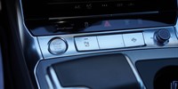 Audi A6
 40 TDI S-LINE S-TRONIC