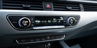 Audi A4
 2.0 TDI