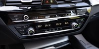 BMW
 5-Series 520d