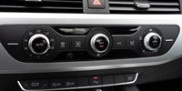 Audi A4
 2.0 TDi S-tronic Quattro Business Line