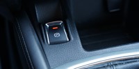 Nissan
 Qashqai 1,6 DCI
