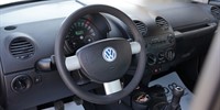 Volkswagen New Beetle
 1,6 BENZIN