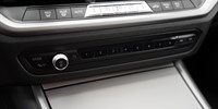 BMW
 3-Series 2.0 D