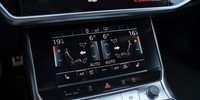 Audi A6
 3.0 TDI S line QUATTRO