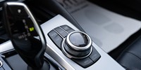 BMW
 5-Series 520d