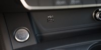 Audi A4
 35 TDI S-Tronic