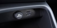 Volvo
 XC40 2.0 D