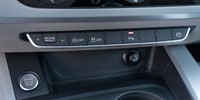 Audi A4
 2,0 TDI