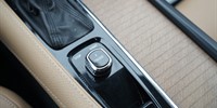 Volvo
 XC90 
 D5
