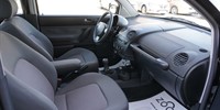 Volkswagen New Beetle
 1,6 BENZIN