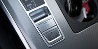 Audi A6
 2.0 TDI S line