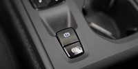 Volvo
 XC40 2.0 D D3