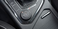 Volkswagen Tiguan
 2.0 TDI R-line