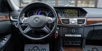Mercedes-Benz E-Class
 220 CDI