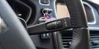 Volvo
 V40 D2