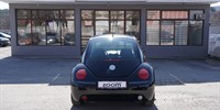 Volkswagen New Beetle
 1,6 BENZIN