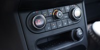 Nissan
 Qashqai +2 1.6 dCi 7 Sjedala