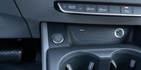 Audi A4
 35 TDi Stronic Business Line