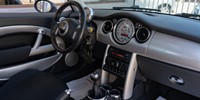 MINI
 Cooper 
 1,6 Benzin