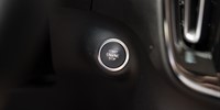 Volvo
 XC40 2.0 D D3