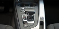 Audi A4
 35 TDI S-Tronic