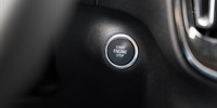 Volvo
 XC40 2.0 D D3