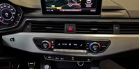 Audi A5
 2.0 TDi Sportback S line