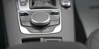 Audi A3
 2,0 TDI S-tronic