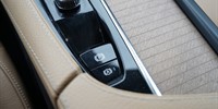 Volvo
 XC90 
 D5