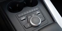 Audi A4
 35 TDI S-Tronic