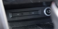 Volkswagen Tiguan
 2.0 TDI R-line