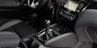 Nissan
 Qashqai 1,5 DCI