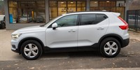 Volvo
 XC40 2.0 D D3